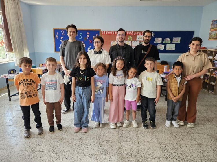 BTÜ Öğrencilerinden Seçköy İlköğretim Okulu’na Kodlama Ziyareti